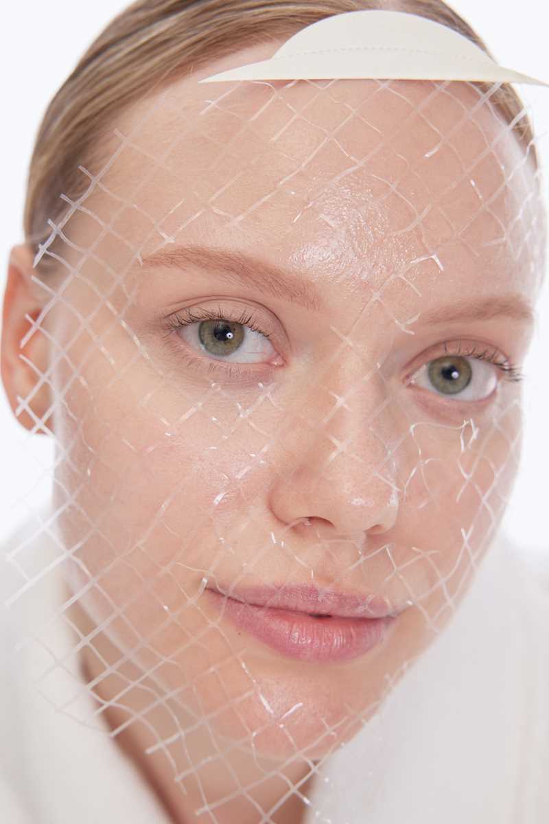 Maschera professionale composta da fili di collagene